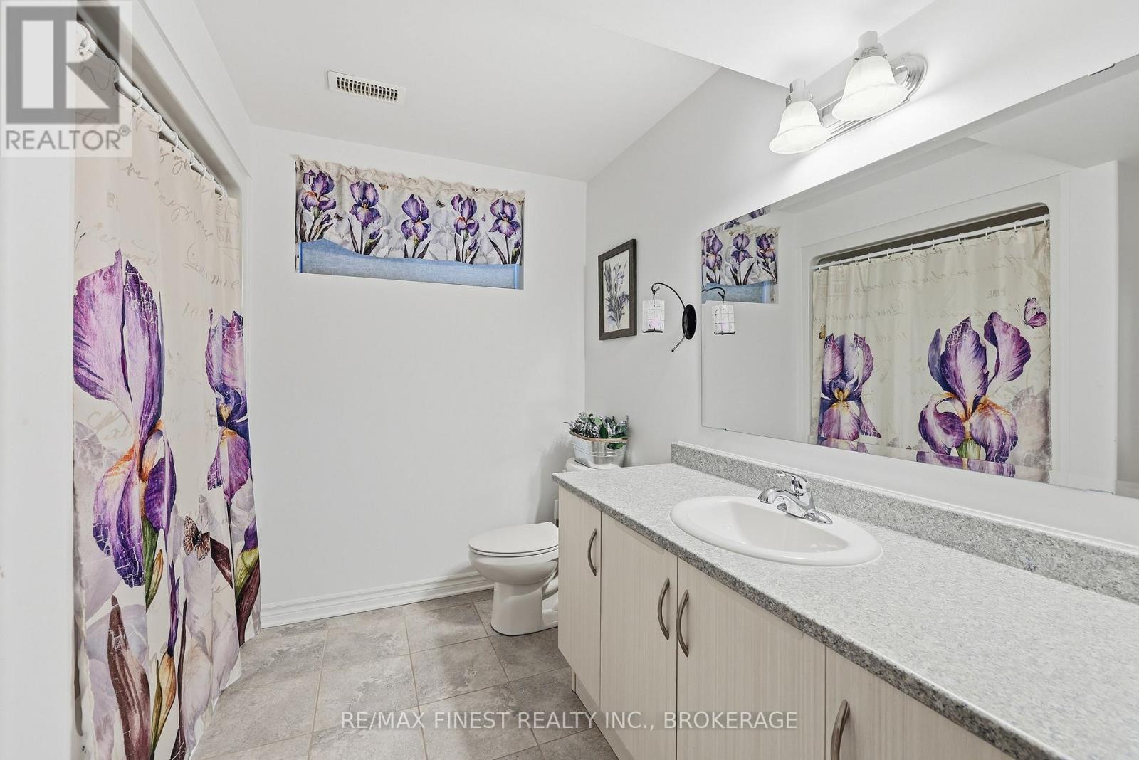 1667 CRIMSON CRESCENT - 31