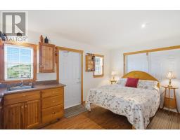 5 Main Street thumbnail 39