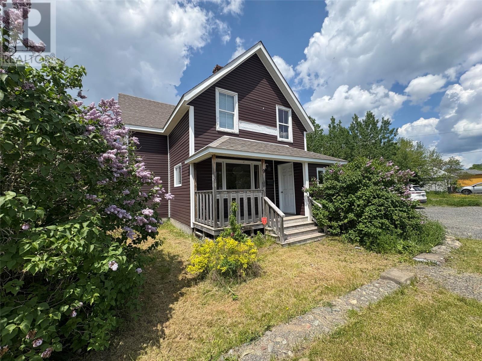 9 Mill Road, Grand Falls Windsor — photo 2