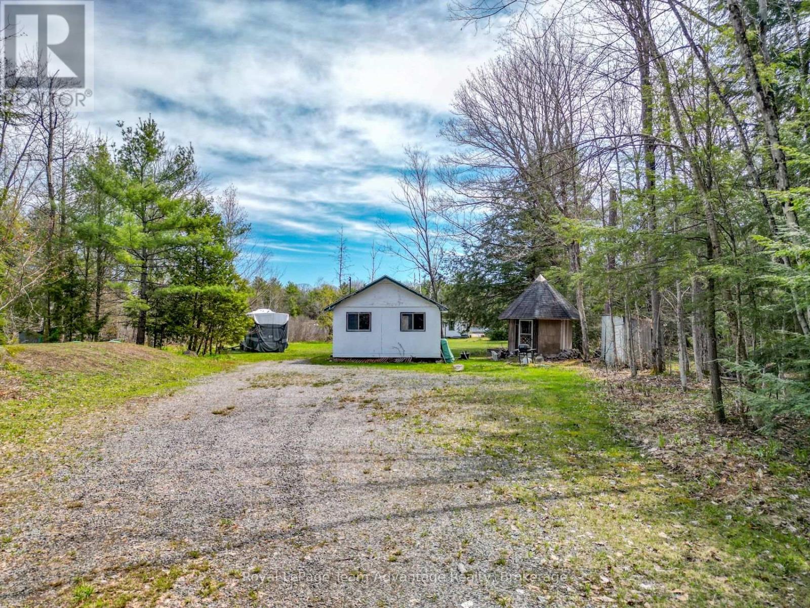 26 MALLARD ROAD - 19