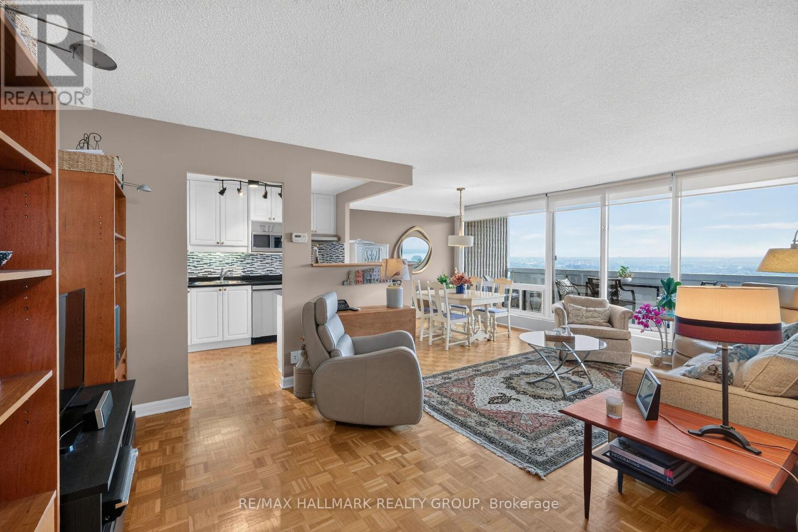 #1608 265 POULIN AVENUE - 10