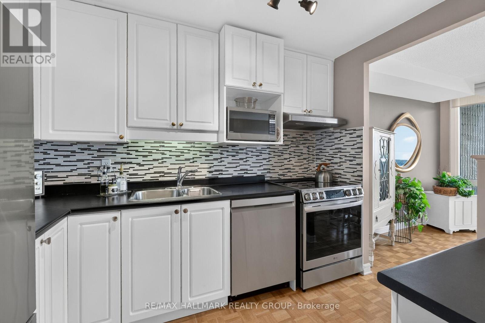 #1608 265 POULIN AVENUE - 20