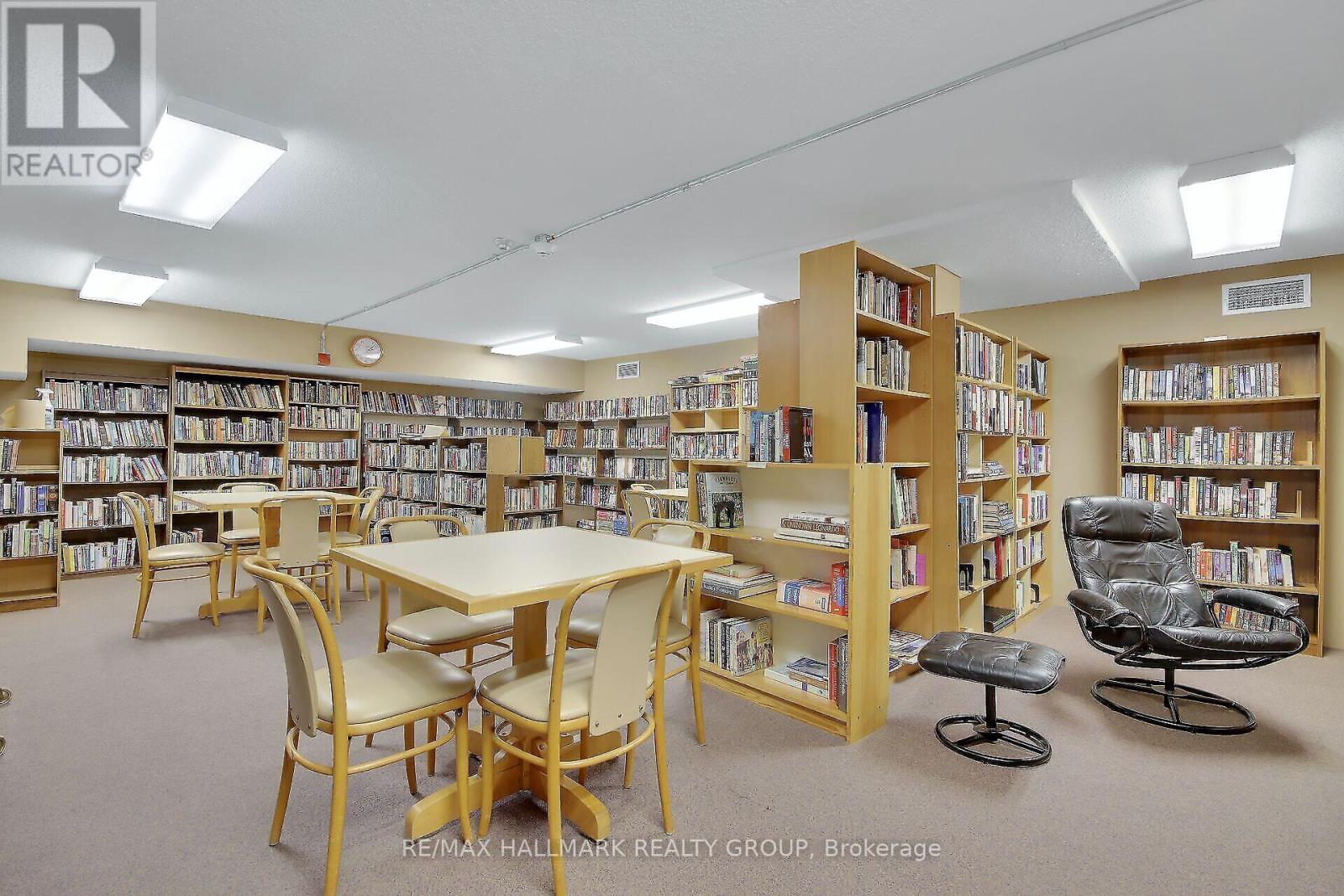 #1608 265 POULIN AVENUE - 34