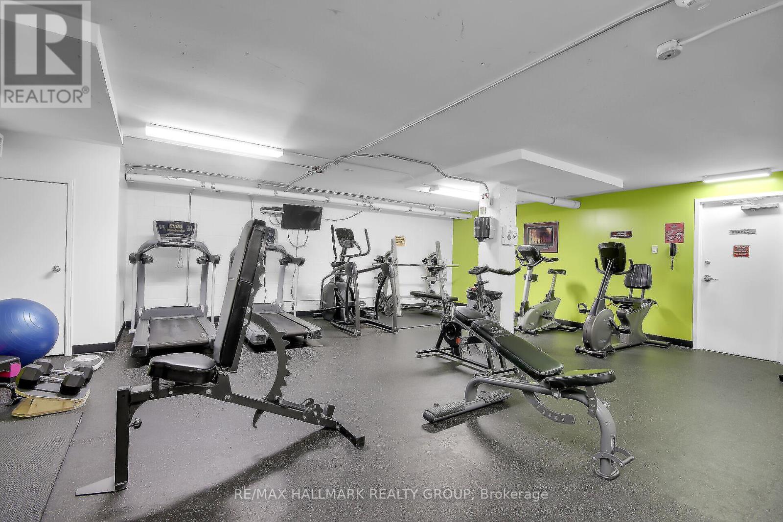 #1608 265 POULIN AVENUE - 37