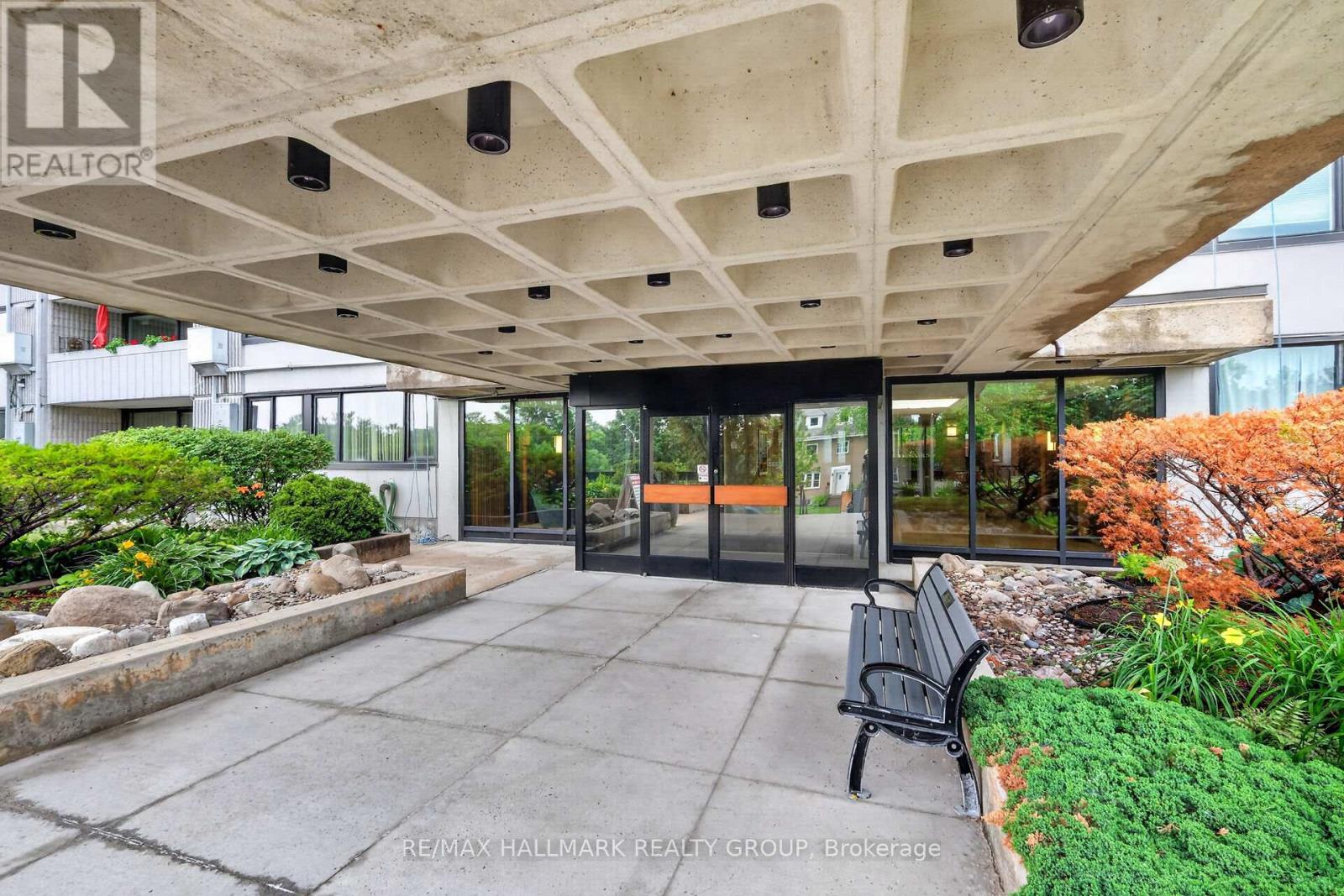#1608 265 POULIN AVENUE - 4