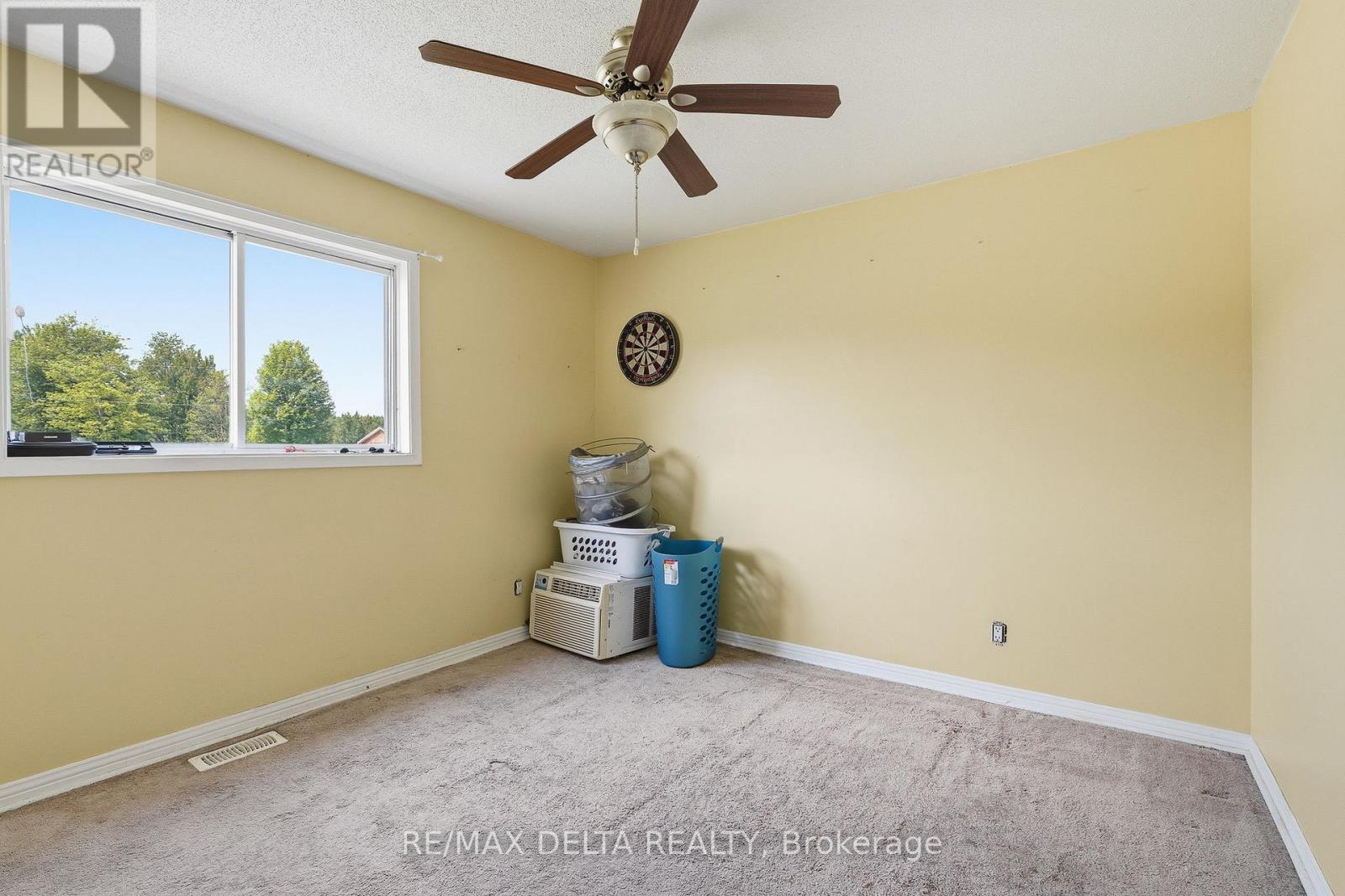 1553 DU LAC ROAD - 11