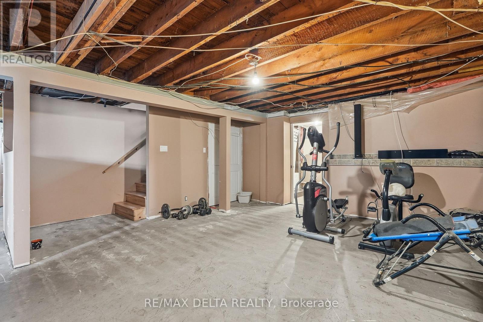 1553 DU LAC ROAD - 17