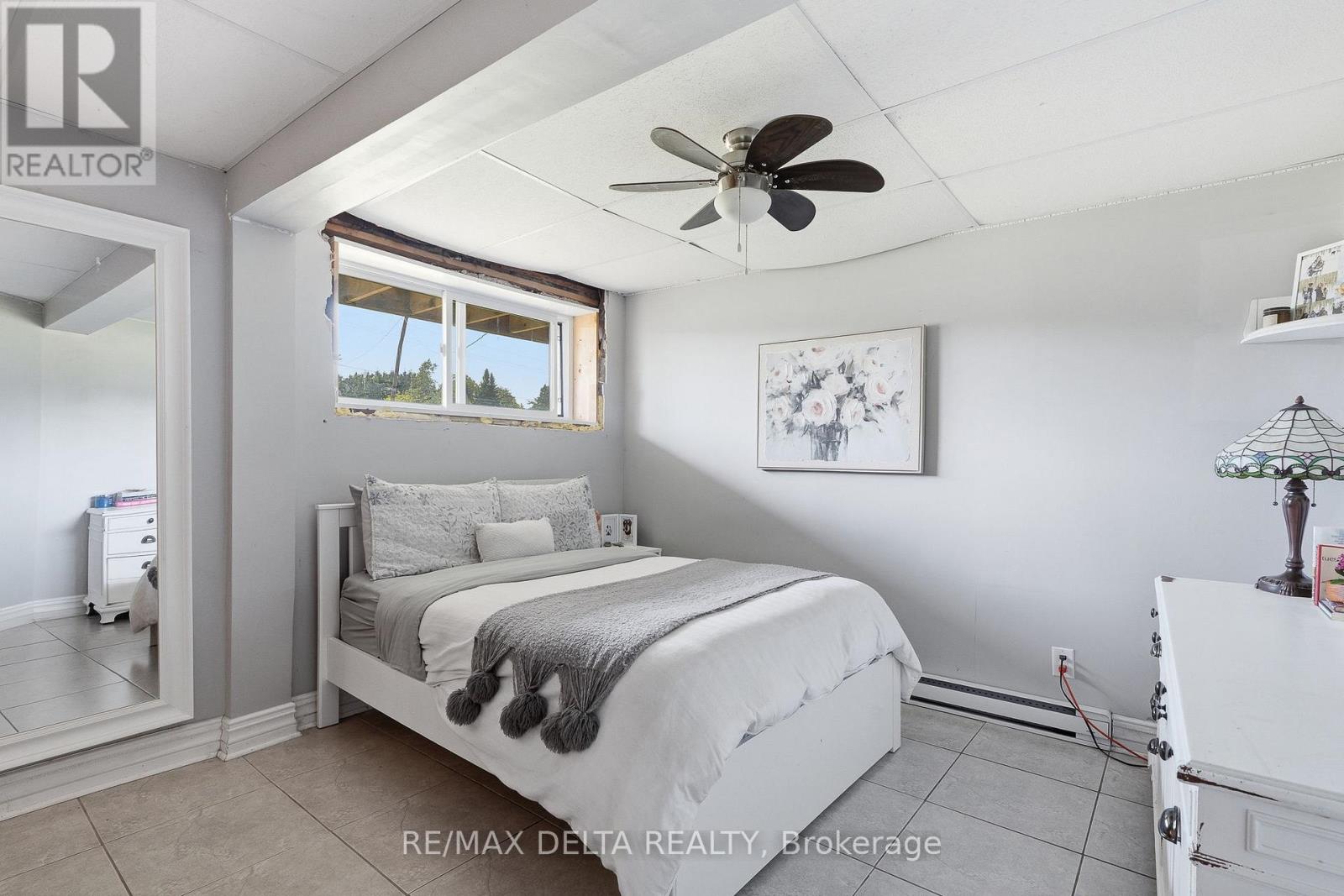 1553 DU LAC ROAD - 21