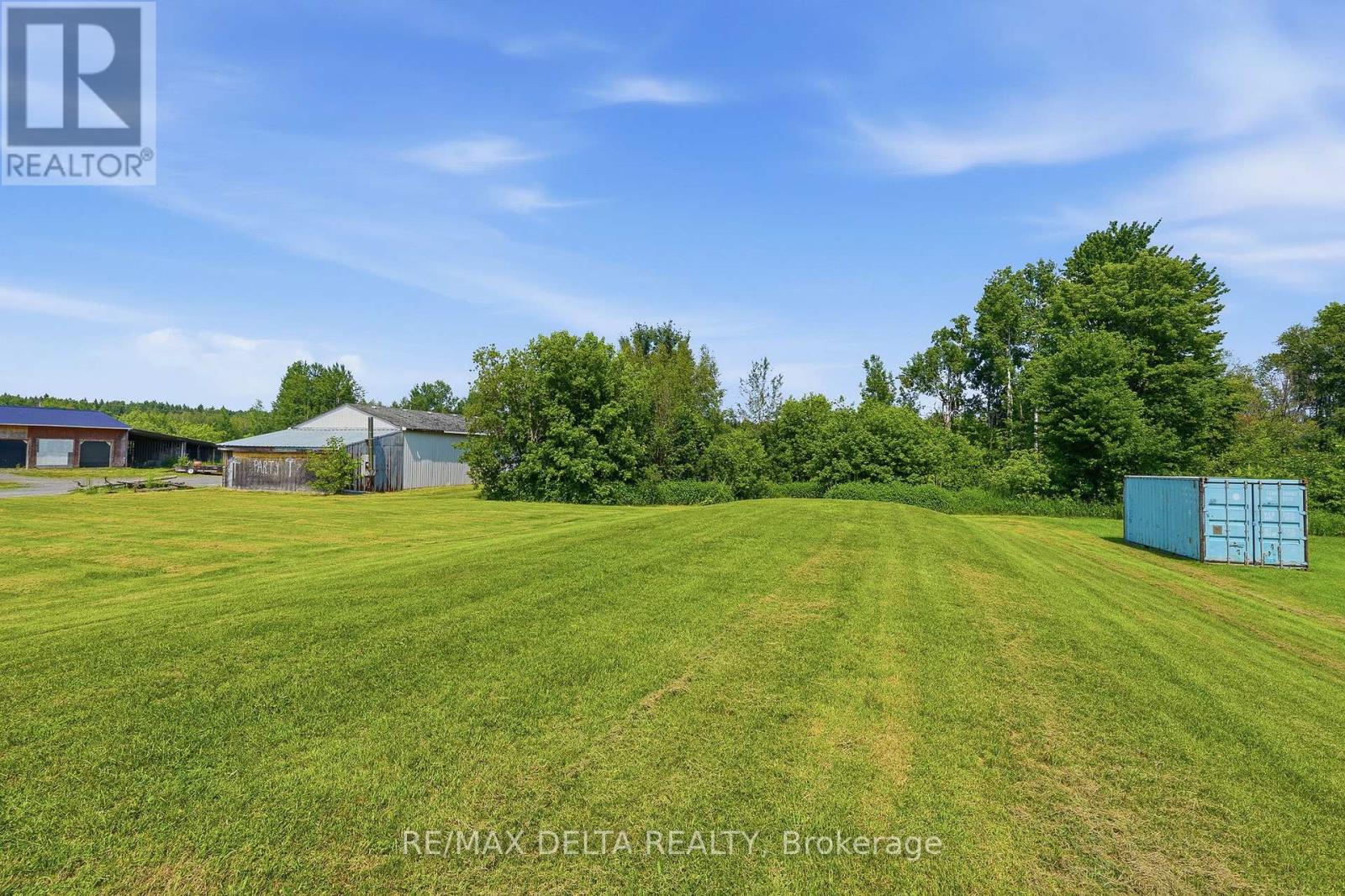 1553 DU LAC ROAD - 28