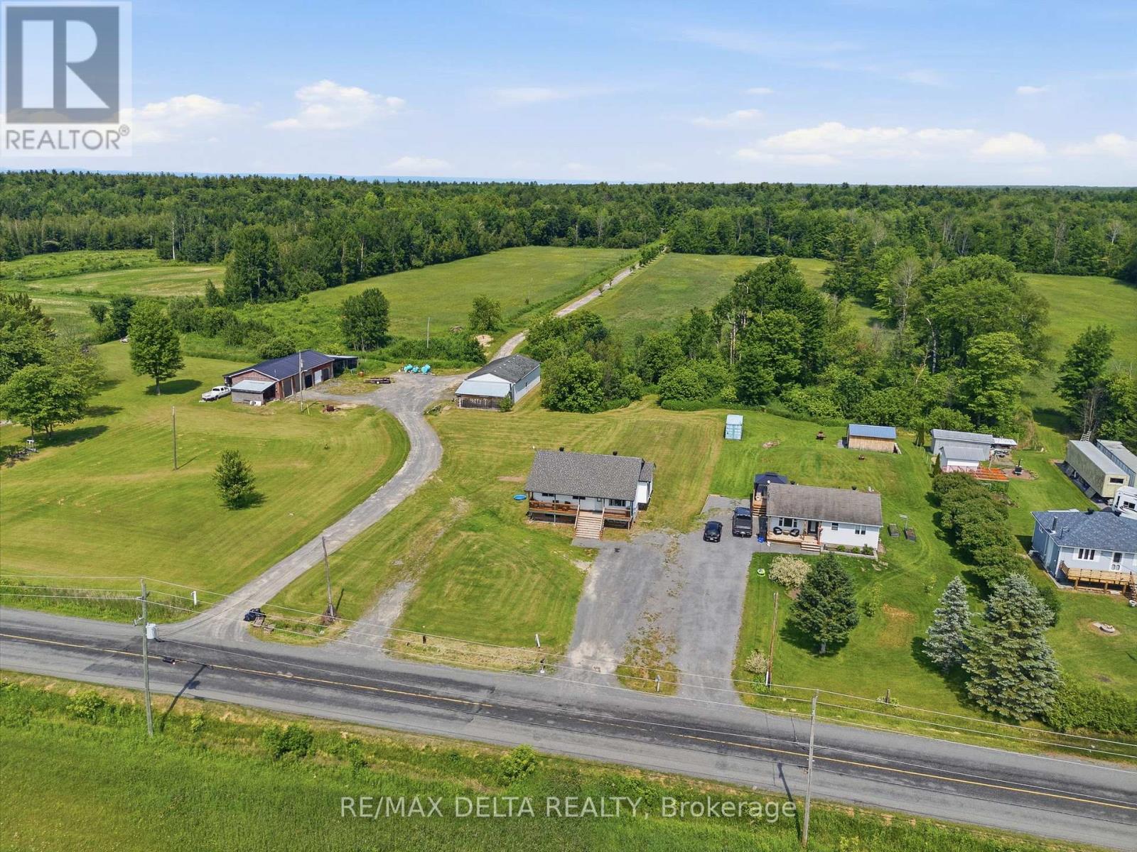 1553 DU LAC ROAD - 31