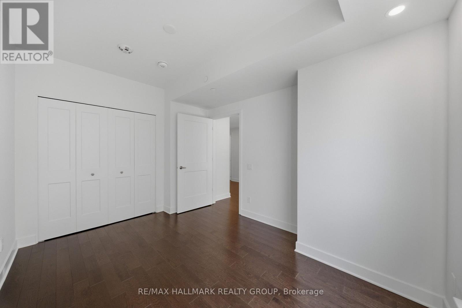 #501 180 GEORGE STREET - 14