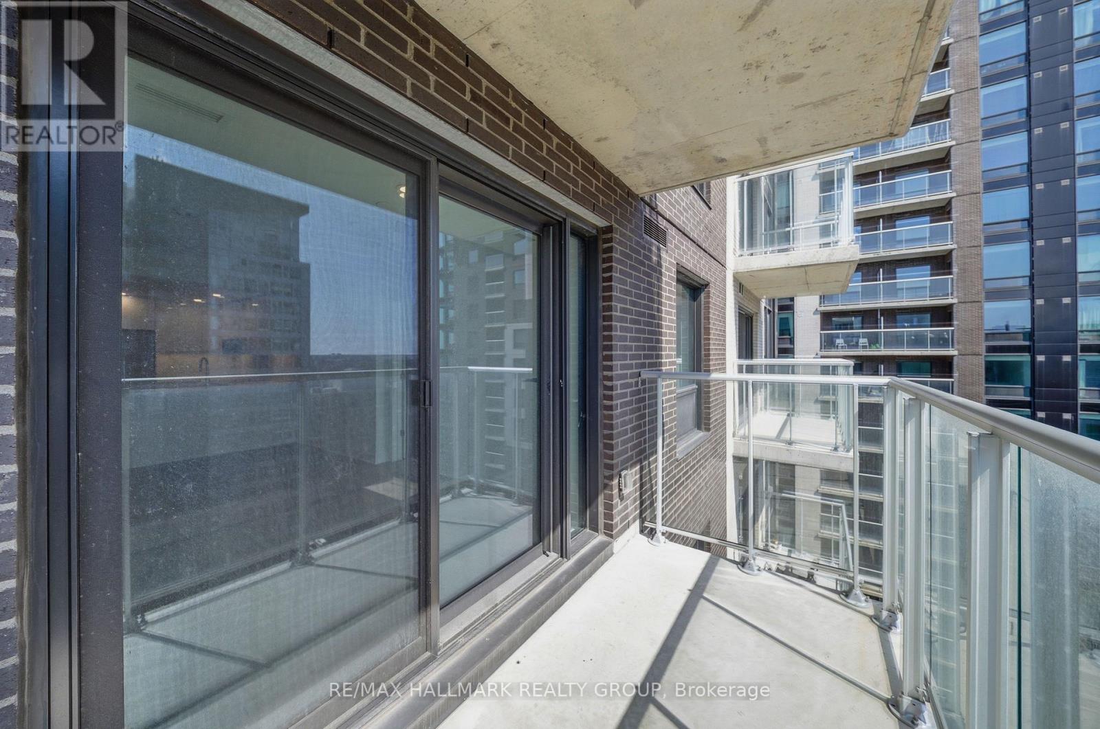 House for Rent in Ottawa – 2008 – 180 GEORGE STREET, Ottawa – By Peter Sagos - Image 17