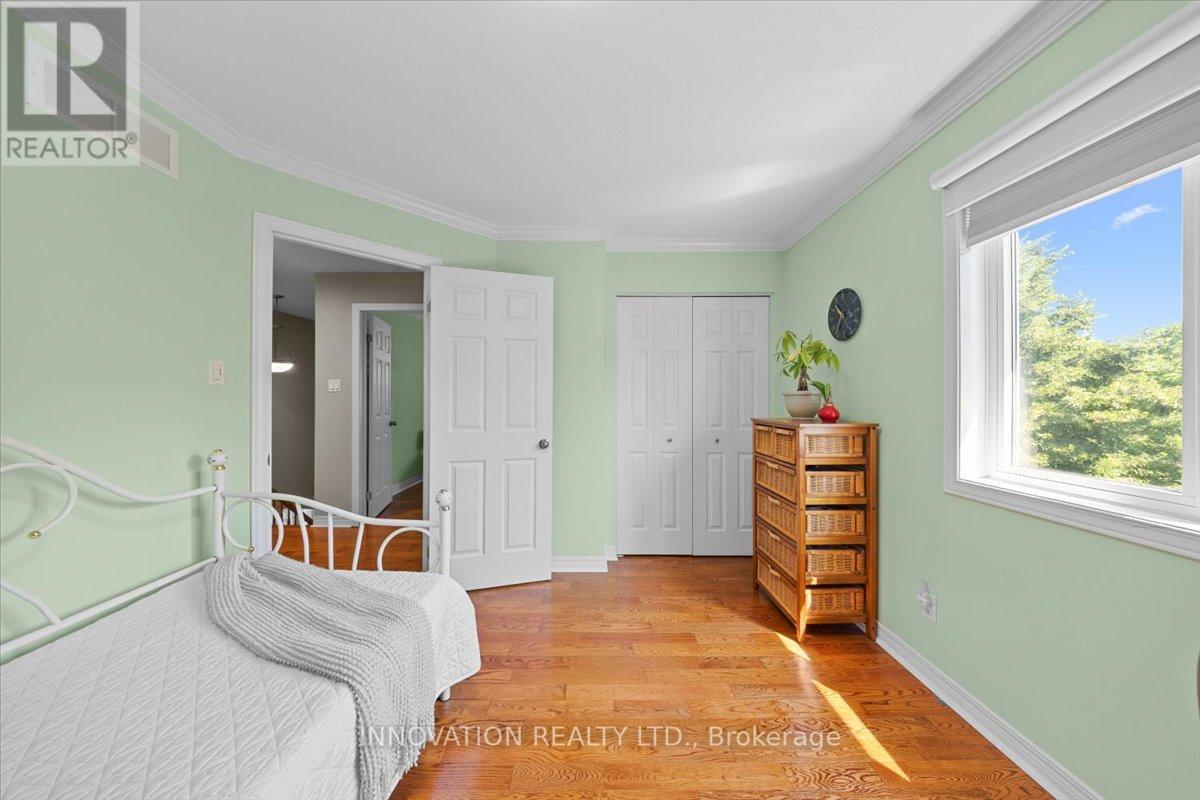 2 GROS MORNE COURT - 32