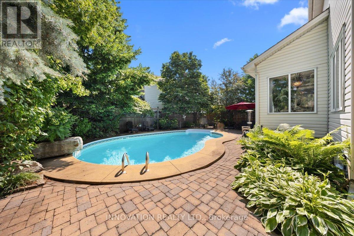 2 GROS MORNE COURT - 42