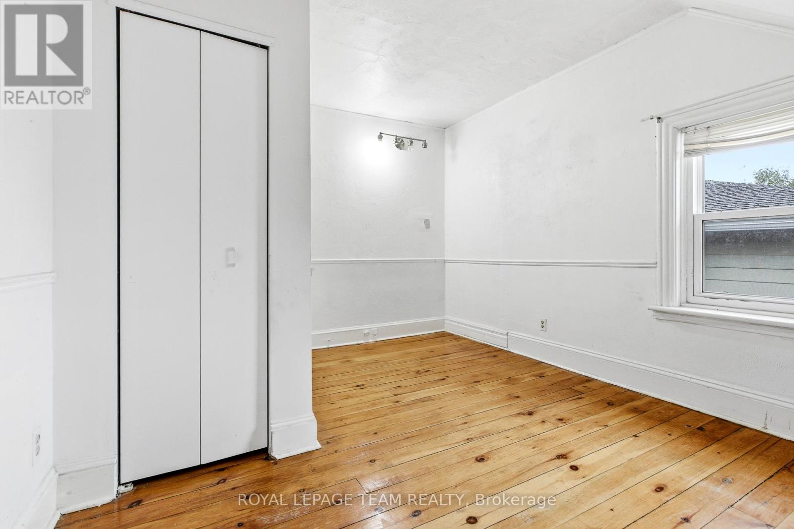 910 PINECREST ROAD - 29