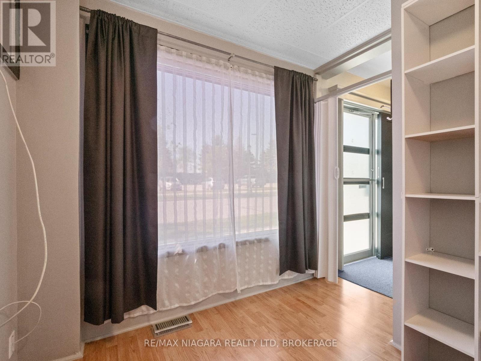 61 QUEEN STREET - 12