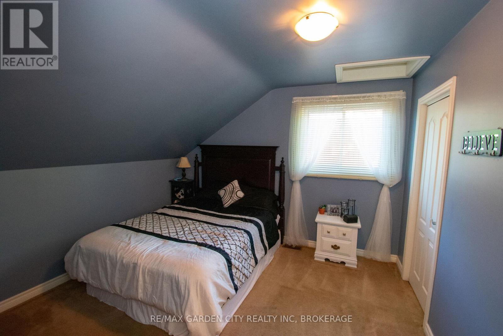 203 LEASIDE DRIVE - 28