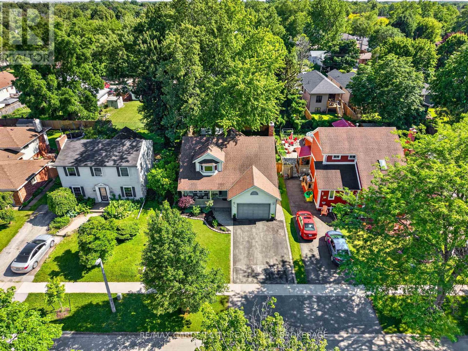 203 LEASIDE DRIVE - 41
