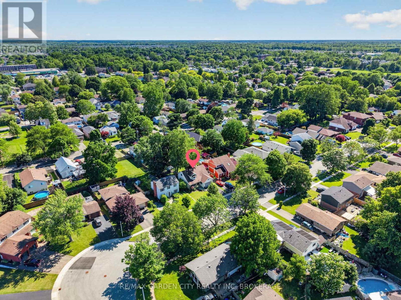 203 LEASIDE DRIVE - 44