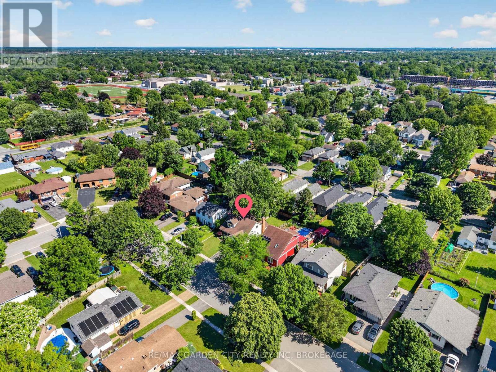 203 LEASIDE DRIVE - 46