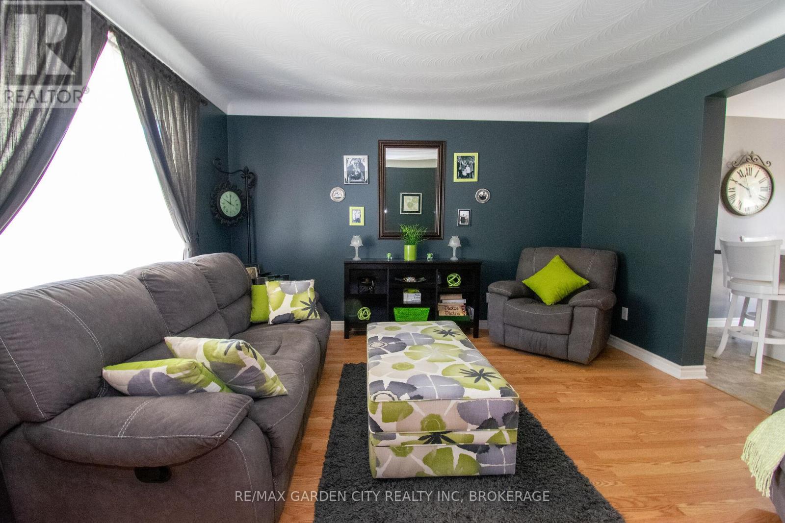 203 LEASIDE DRIVE - 8