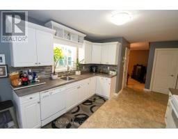 203 Leaside Drive, Welland, ON L3C6N4 Photo 13