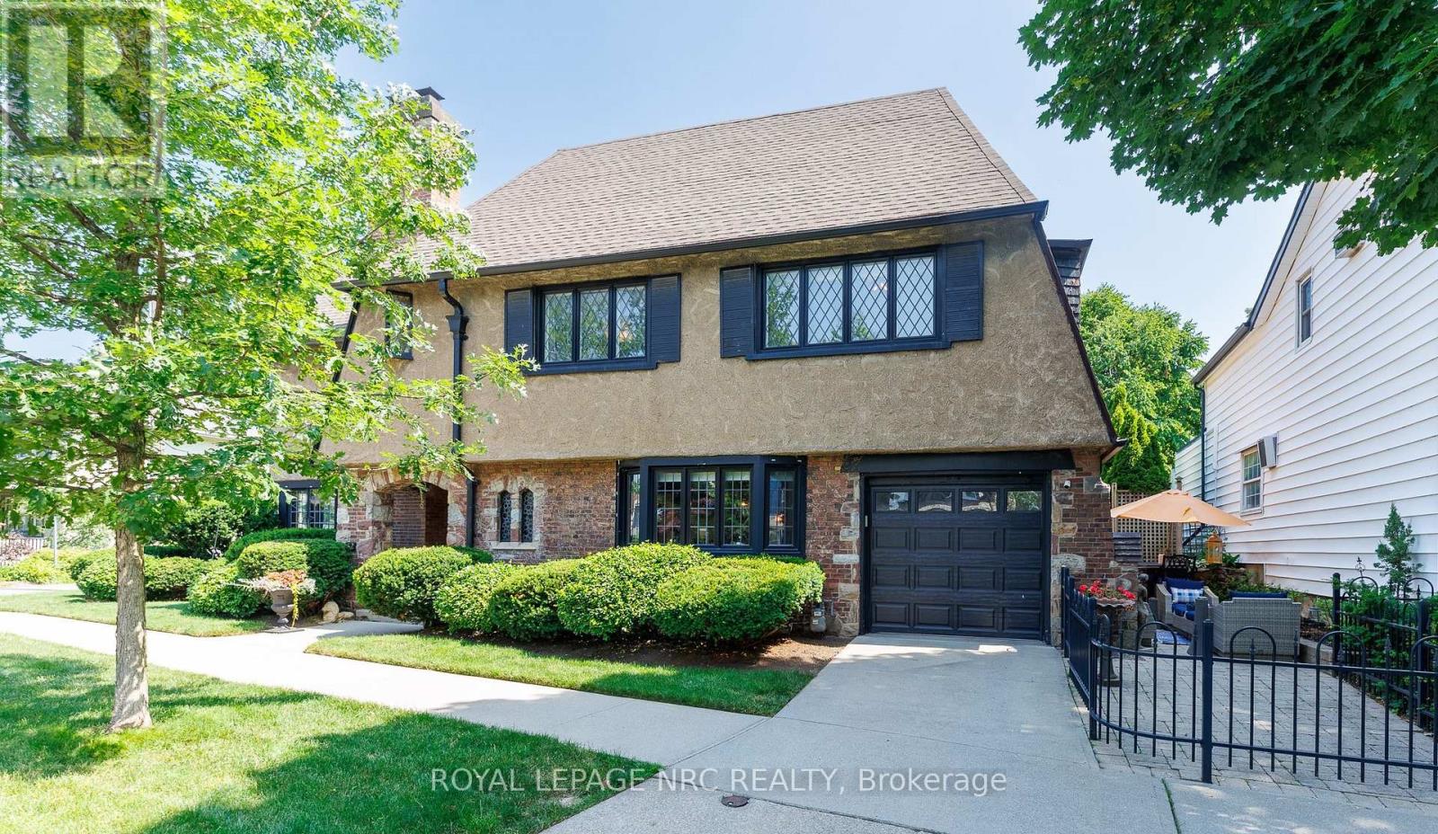 52 YATES STREET - 2