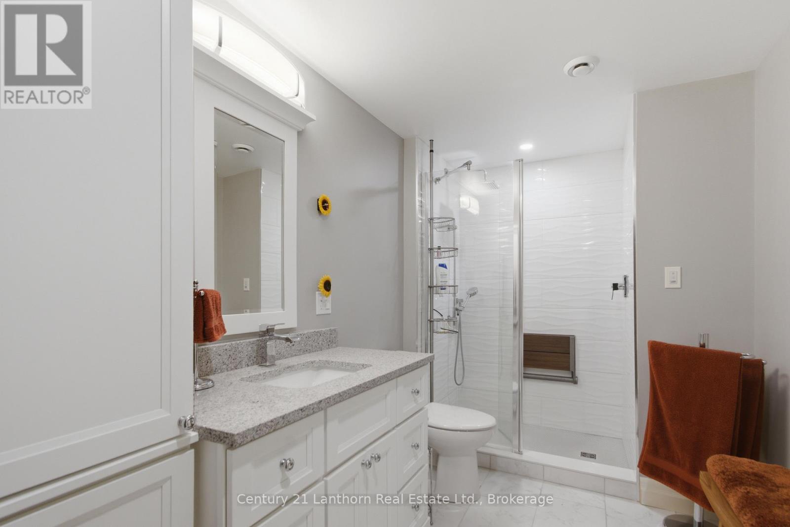 8 GRANDVIEW COURT - Image 31