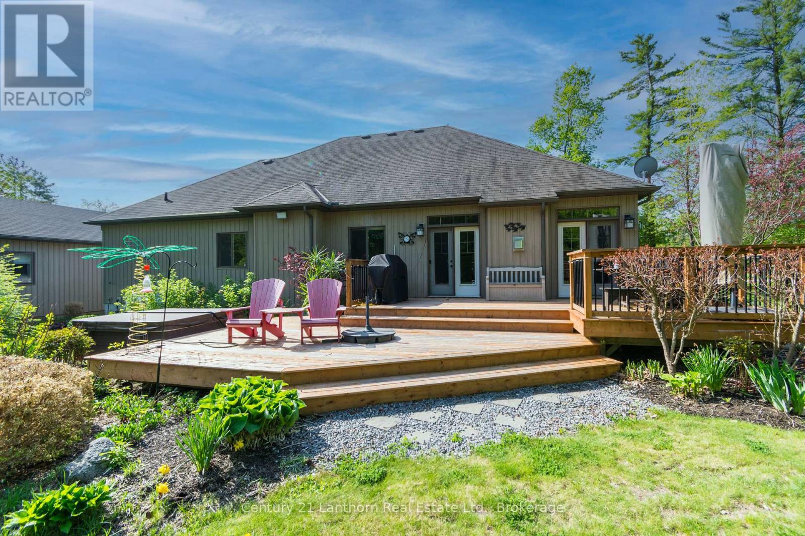 8 GRANDVIEW COURT - Image 32