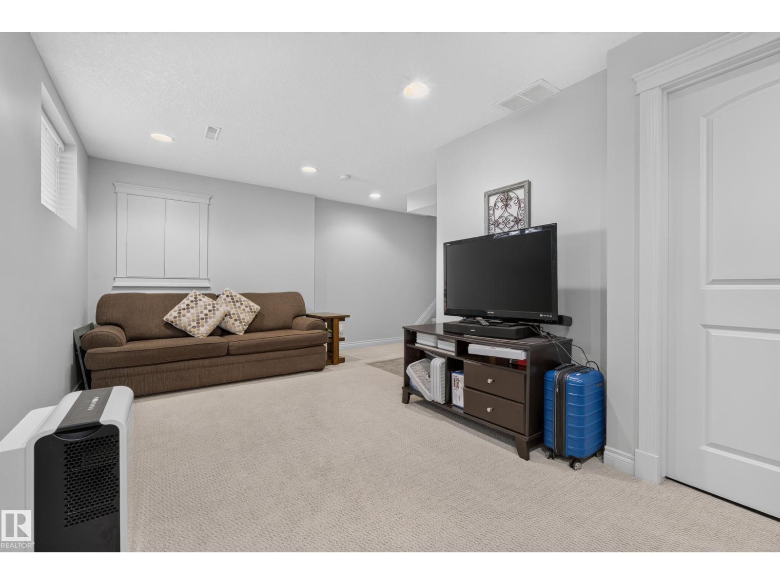 #6 903 RUTHERFORD RD SW - 32