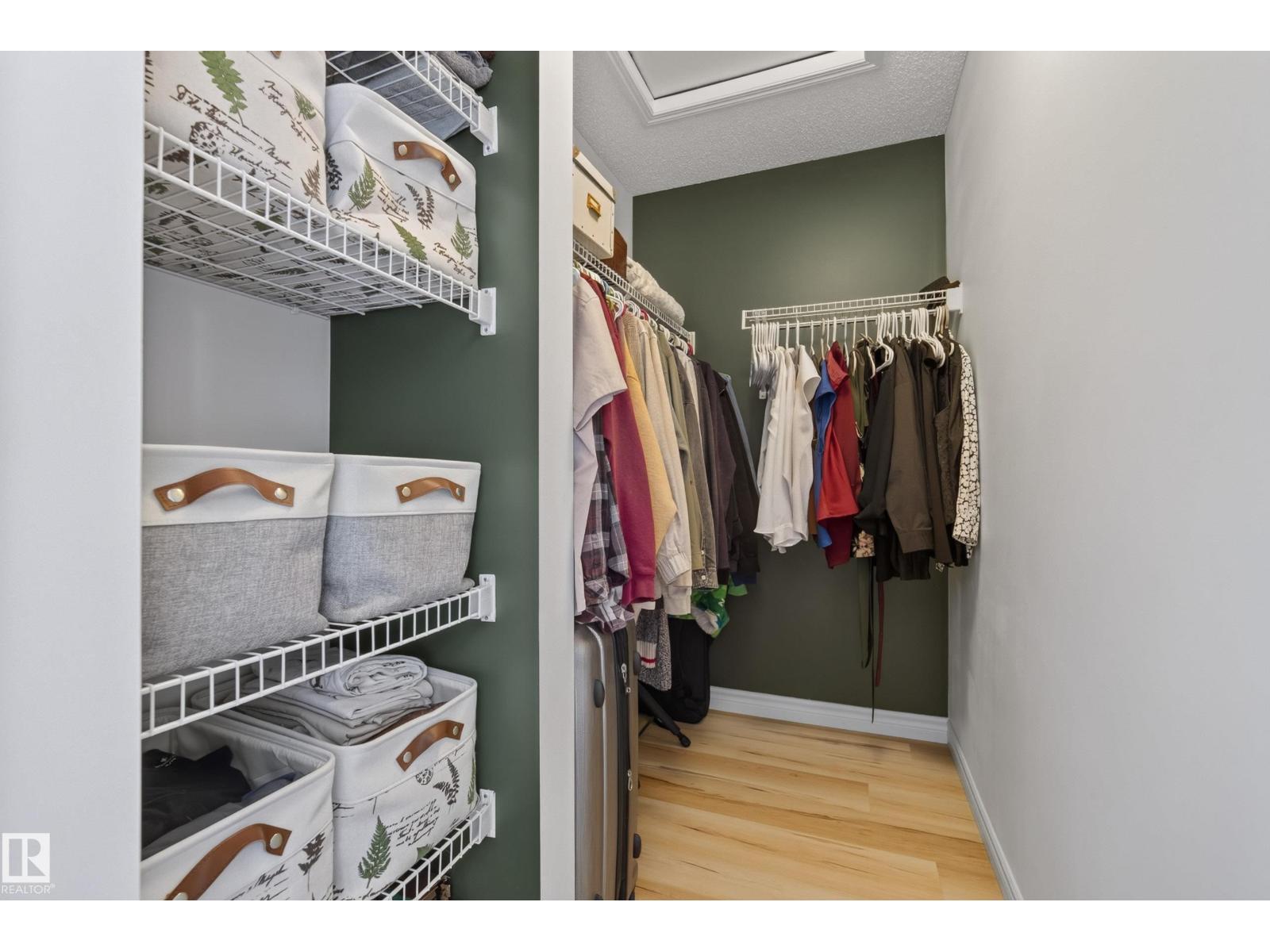 11 PETER ST - 29