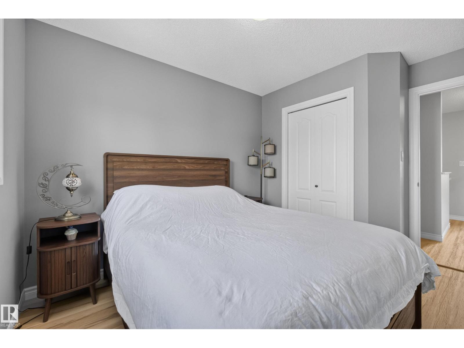 11 PETER ST - 31