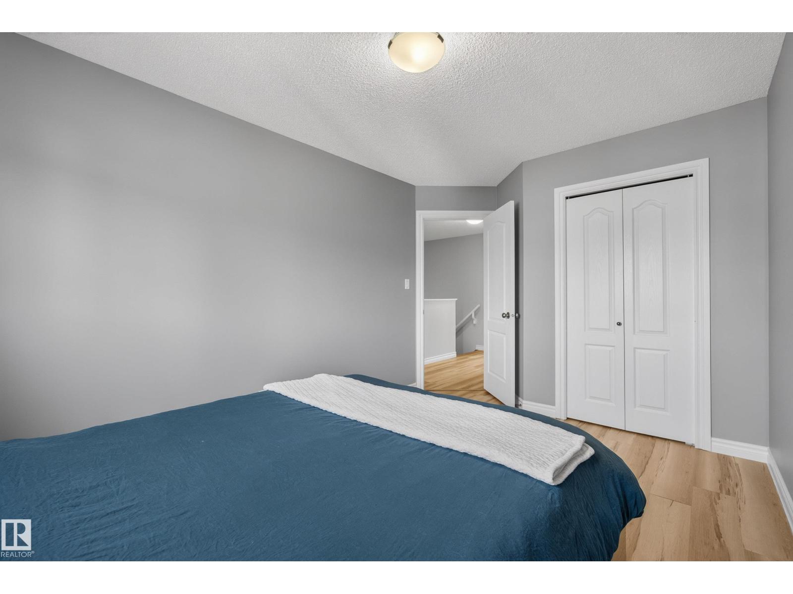 11 PETER ST - 33