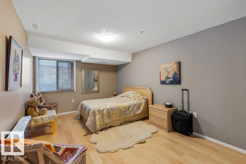 #105 1320 RUTHERFORD RD SW - 16