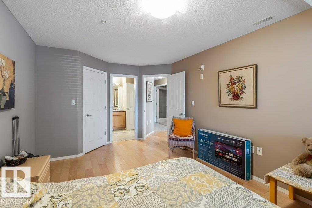 #105 1320 RUTHERFORD RD SW - 17