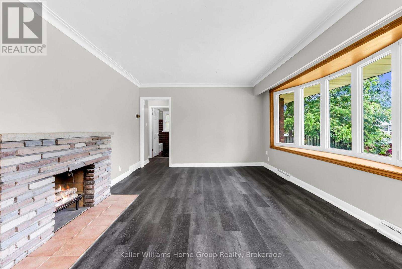 24 CALEDONIA STREET - 11