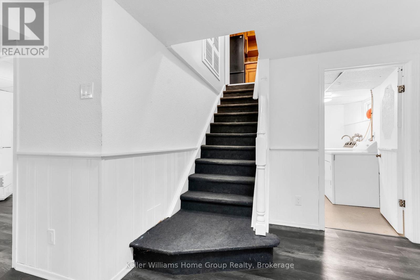 24 CALEDONIA STREET - 29