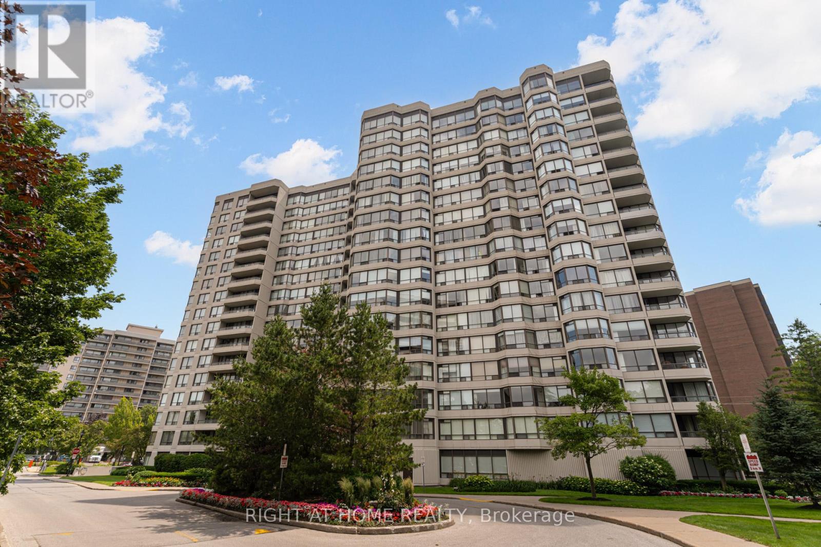 #411 1101 STEELES AVENUE W - 1