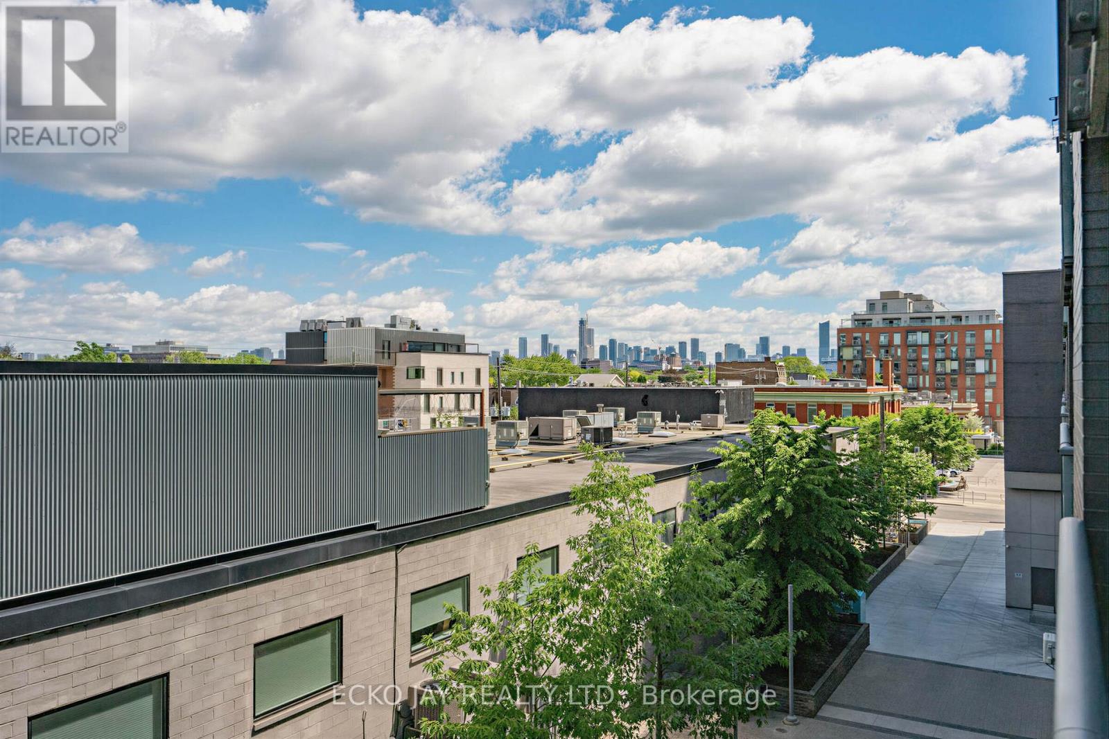 #528 68 ABELL STREET - 18