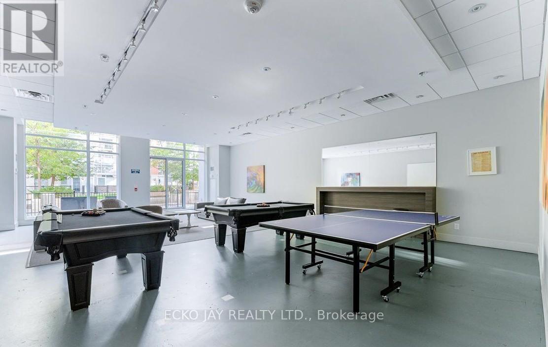 #528 68 ABELL STREET - 24