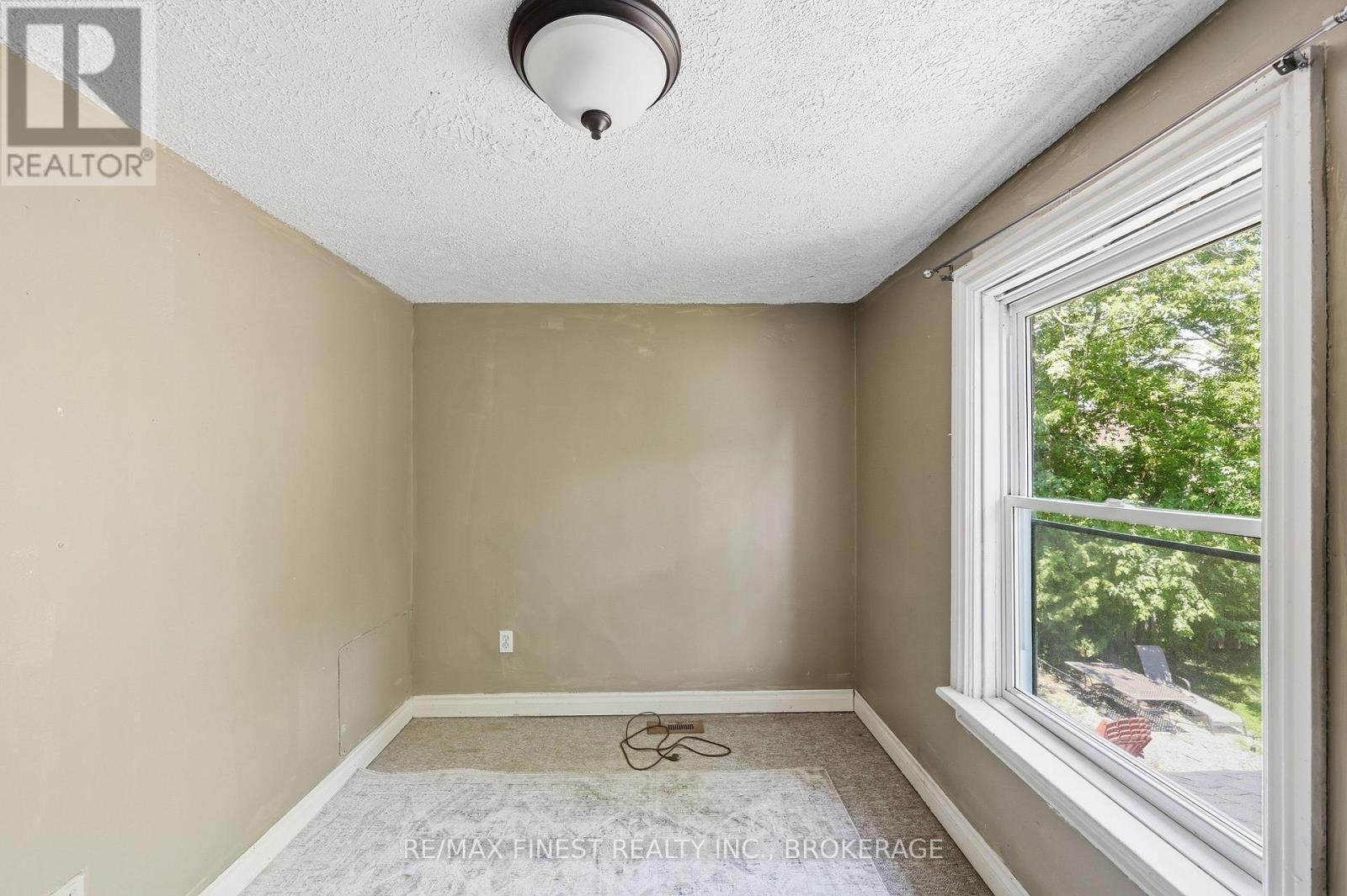 445 ALBERT STREET - 29