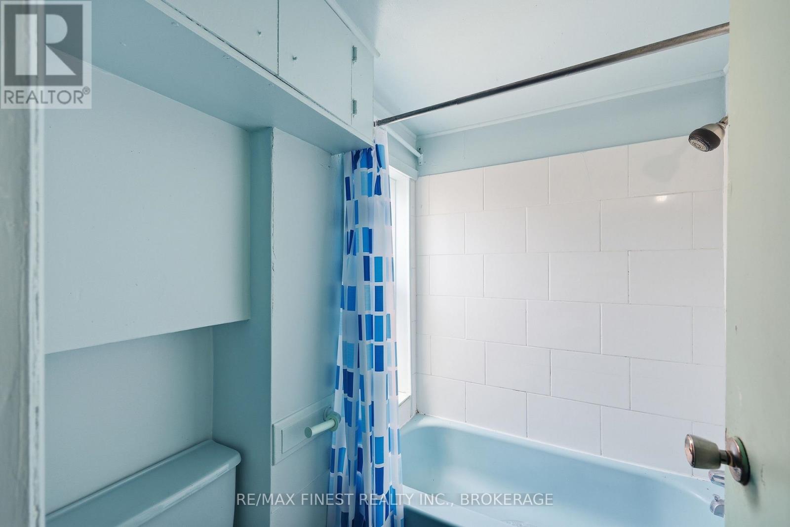 445 ALBERT STREET - 31