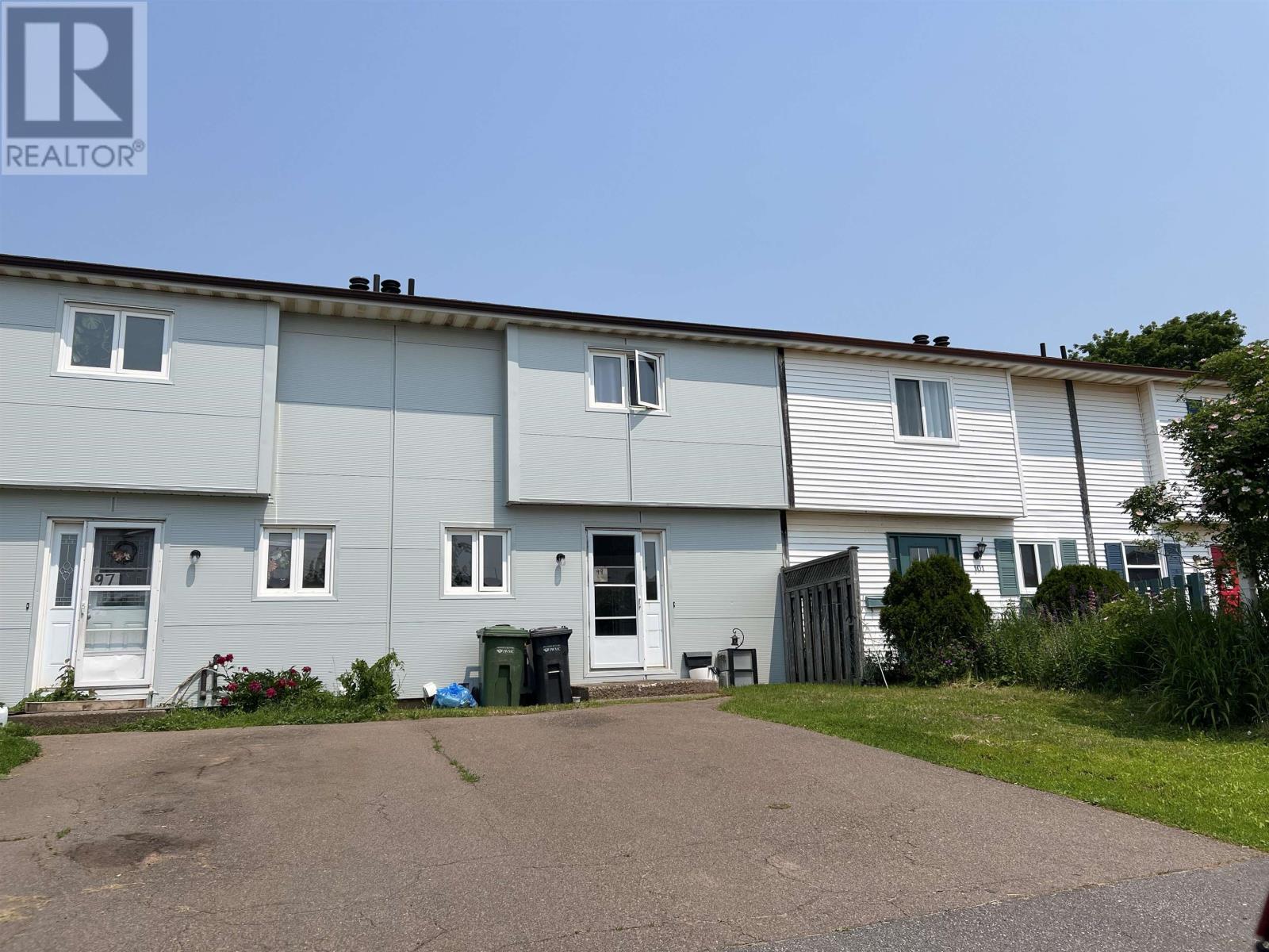 99 Westridge Crescent - 1