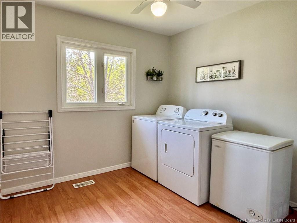 19 Telly Road - 22