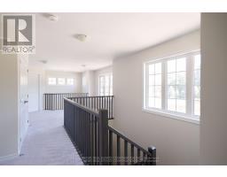 460 Beechwood Forest Lane, Gravenhurst), ON P1P1A7 Photo 9