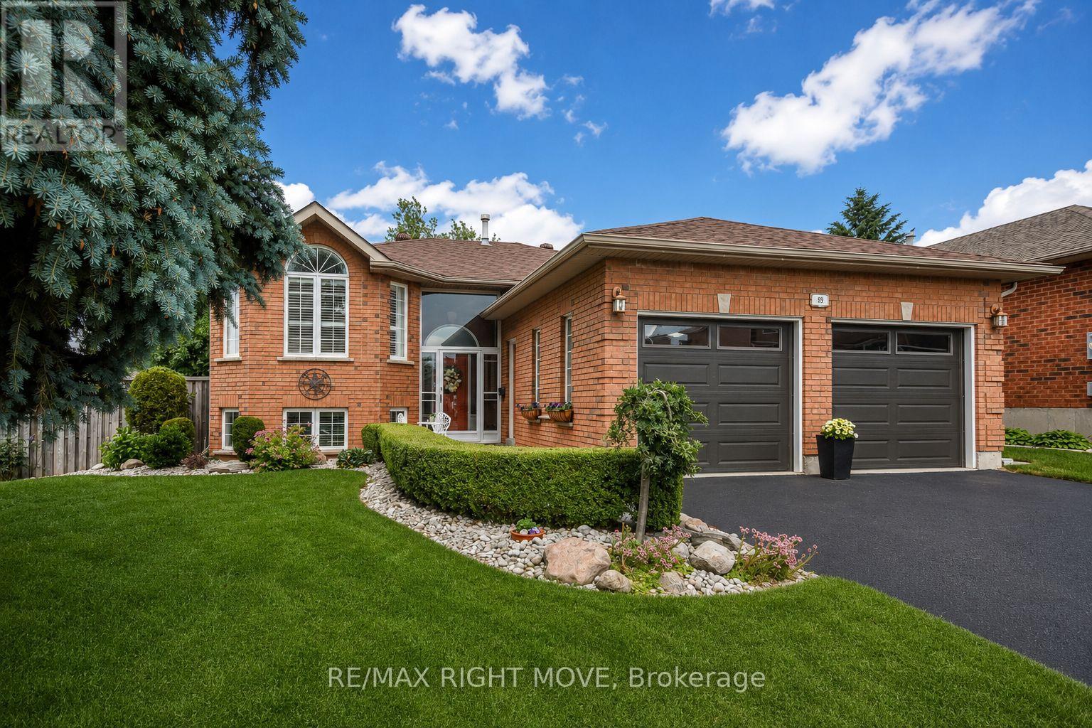 89 CARTER CRESCENT - 2