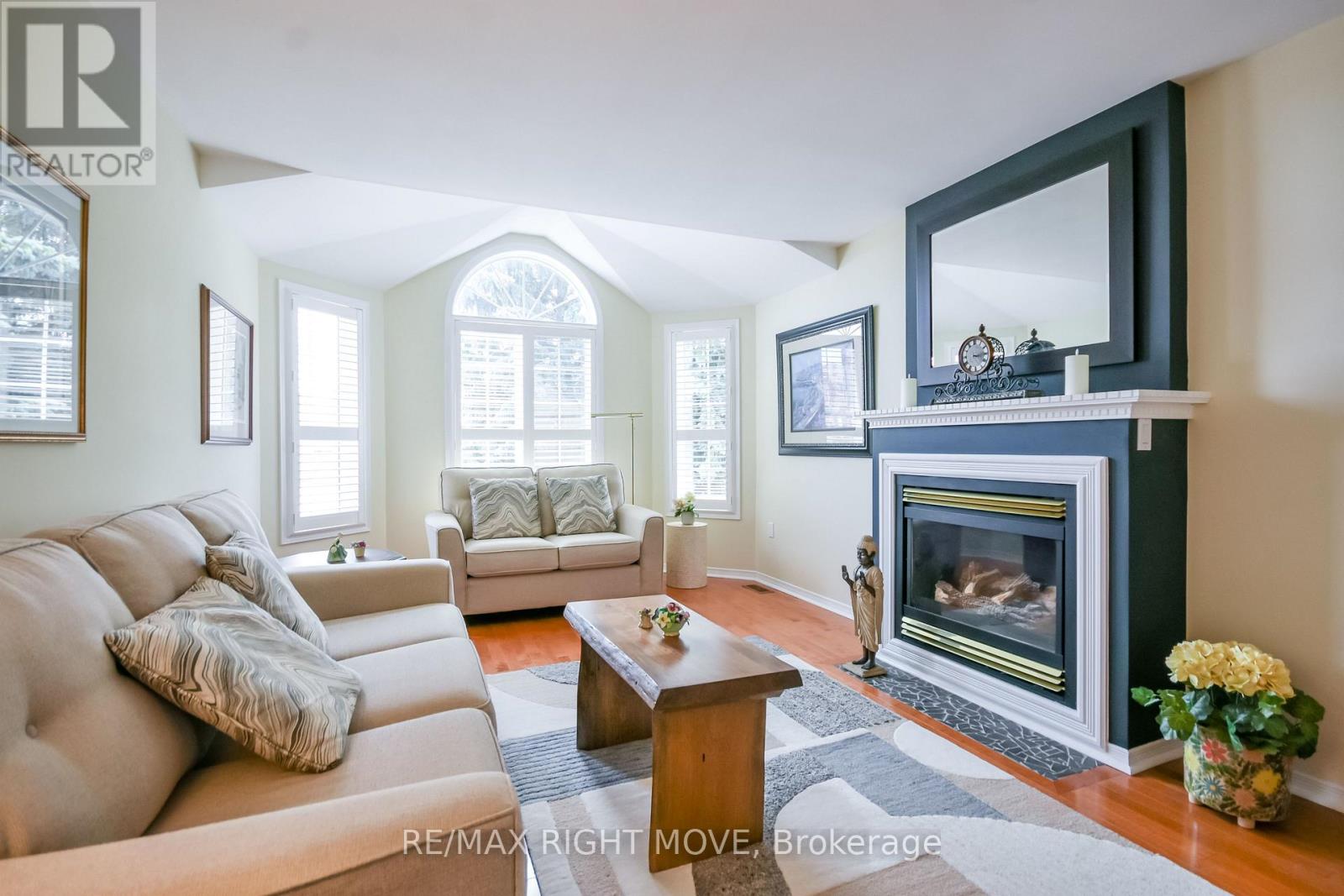 89 CARTER CRESCENT - 3