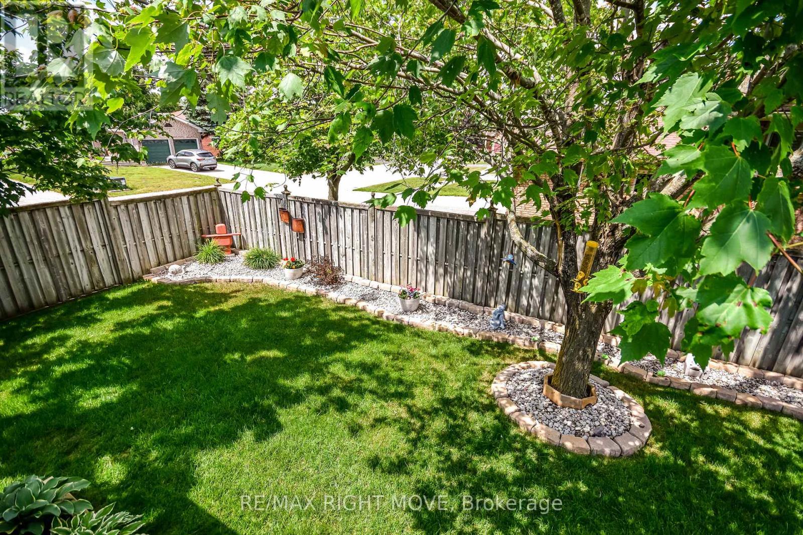 89 CARTER CRESCENT - 31