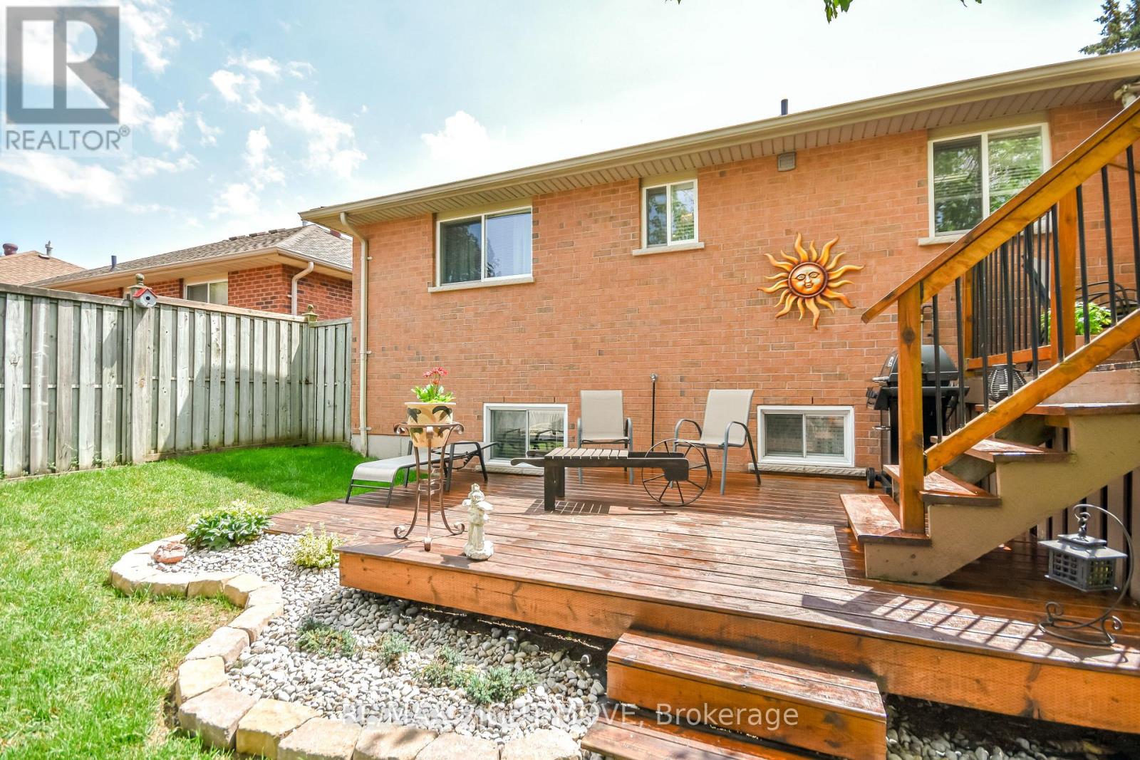 89 CARTER CRESCENT - 32