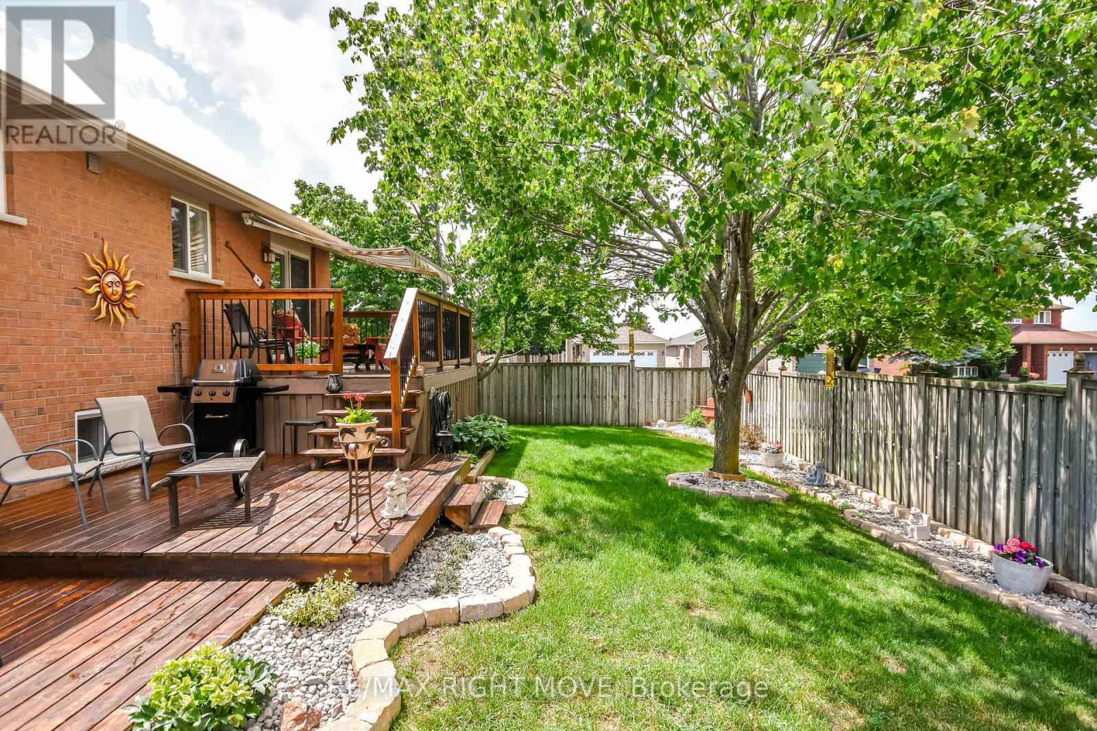 89 CARTER CRESCENT - 35